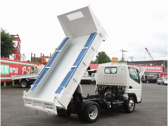 MITSUBISHI CANTER 2018