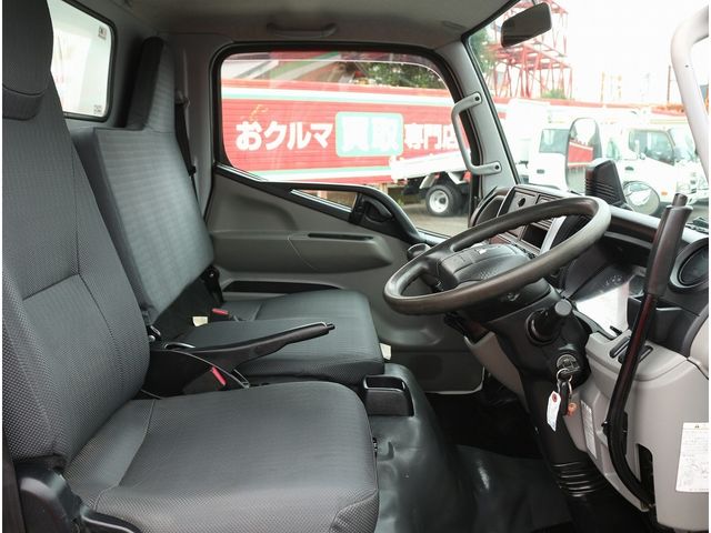 MITSUBISHI CANTER 2018