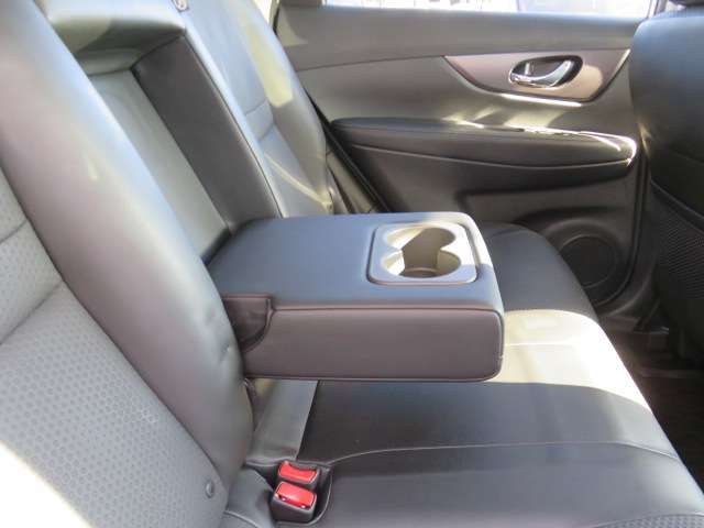 NISSAN X-TRAIL 4WD 2016