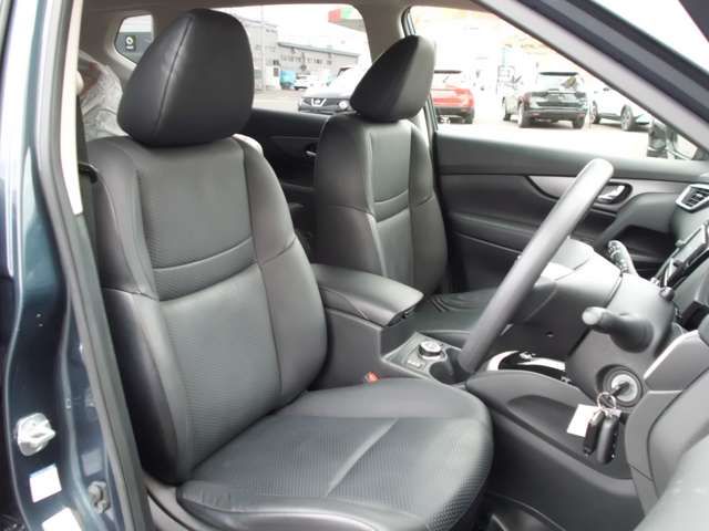 NISSAN X-TRAIL 4WD 2016