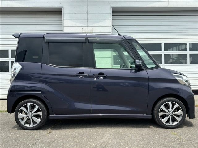 NISSAN DAYZ ROOX 4WD 2015