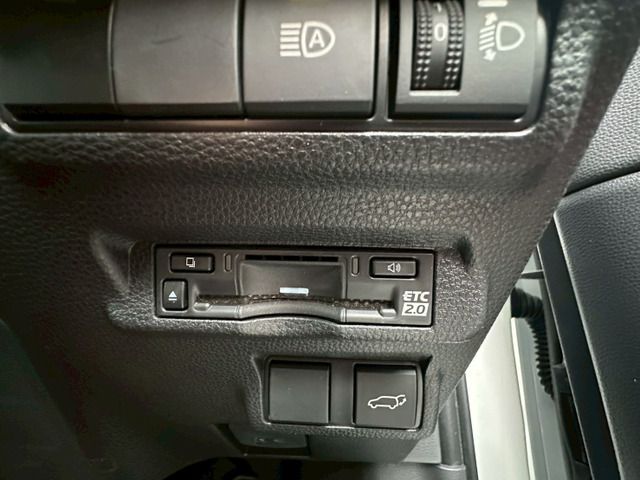 TOYOTA COROLLA CROSS HYBRID 2024