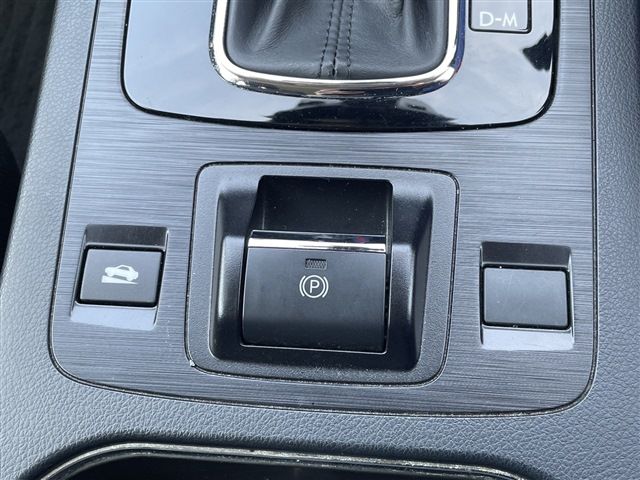 SUBARU LEGACY B4 2017