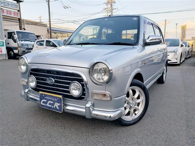 DAIHATSU MIRA GINO 2004