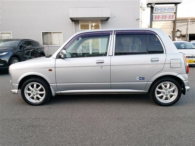 DAIHATSU MIRA GINO 2004