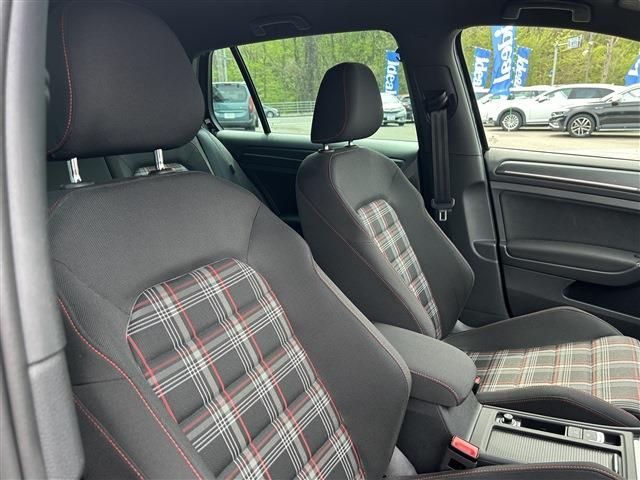 VOLKSWAGEN VOLKSWAGEN GOLF GTI 2018