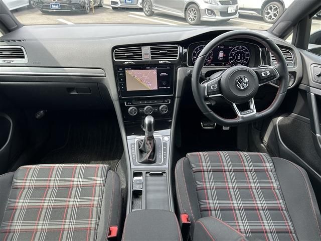 VOLKSWAGEN VOLKSWAGEN GOLF GTI 2018