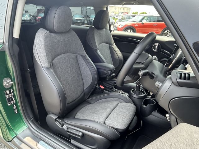 BMW MINI COOPER D 2022