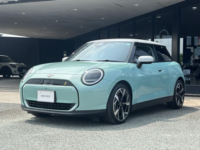 BMW MINI COOPER 2024