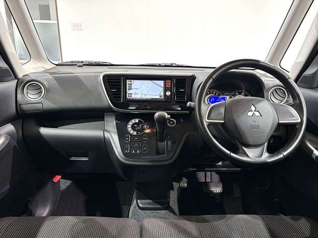 MITSUBISHI eK SPACE 4WD 2014
