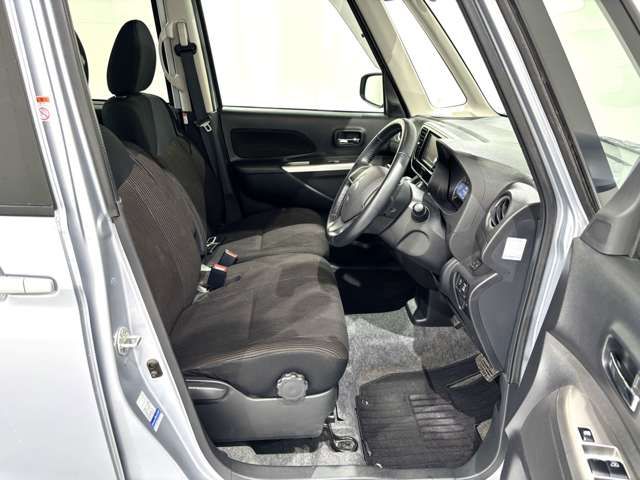 MITSUBISHI eK SPACE 4WD 2014