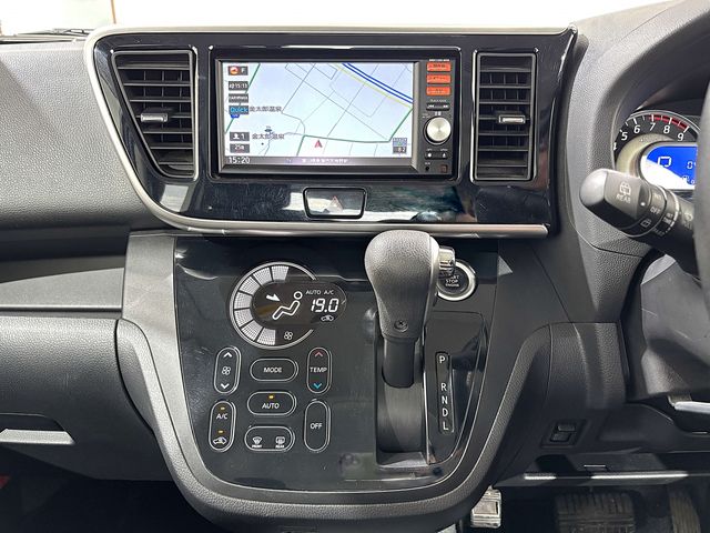 MITSUBISHI eK SPACE 4WD 2014