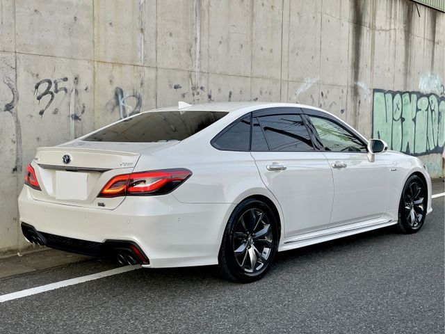 TOYOTA CROWN sedan hybrid 2018