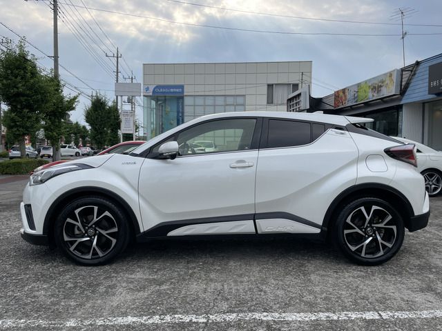 TOYOTA C-HR 2017