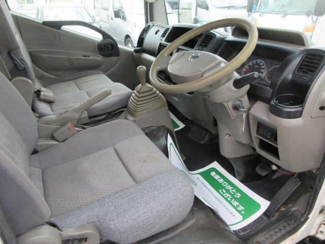 NISSAN ATLAS 2008