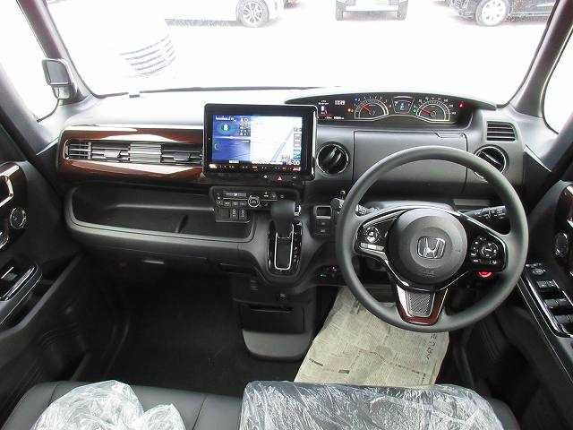 HONDA N BOX CUSTOM 2022