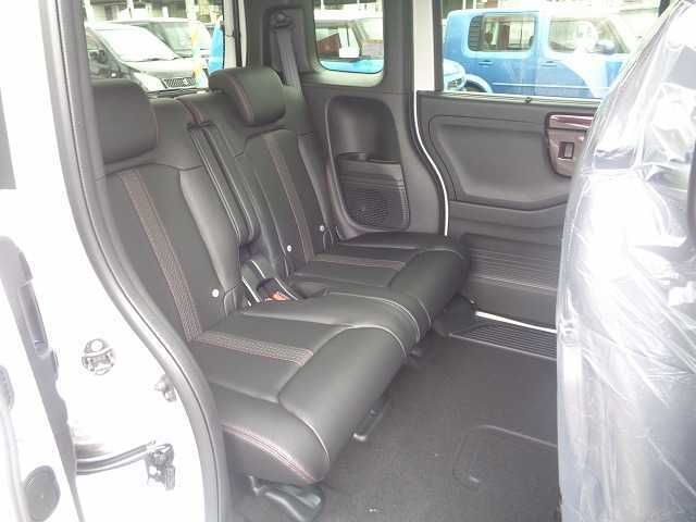 HONDA N BOX CUSTOM 2022