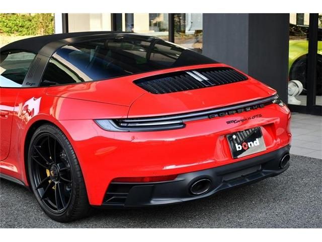 PORSCHE PORSCHE 911 2022