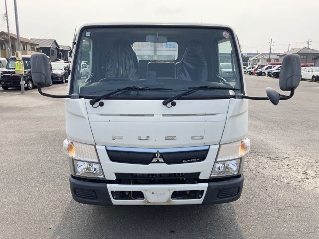 MITSUBISHI CANTER 2018