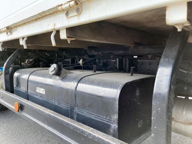 MITSUBISHI CANTER 2018