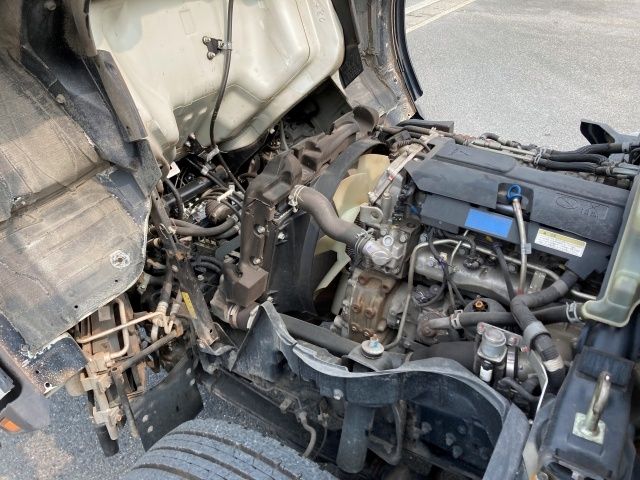 MITSUBISHI CANTER 2018