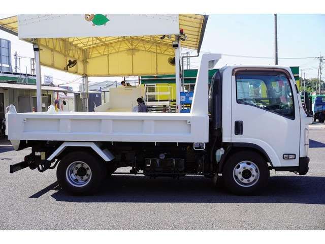ISUZU ELF 2015
