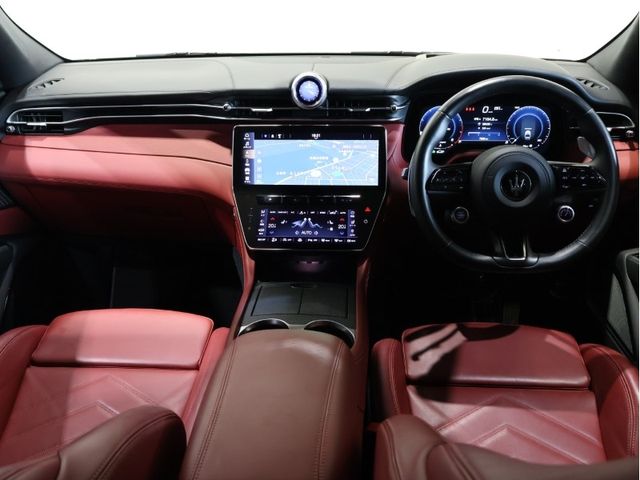 MASERATI MASERATI Grecale 2023