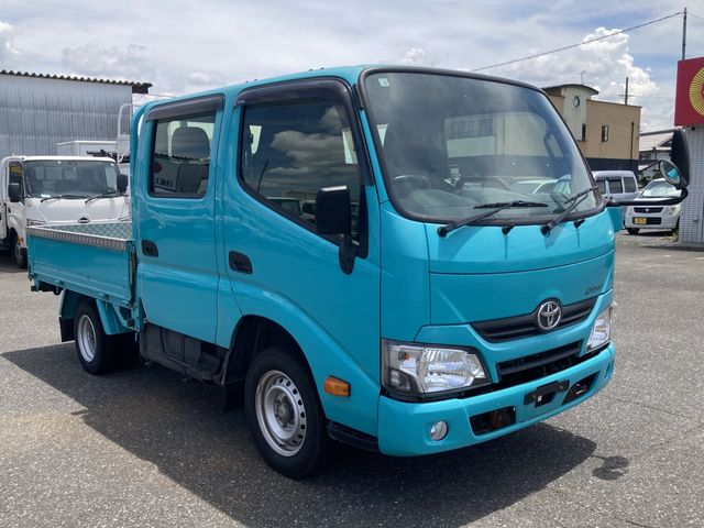 TOYOTA DYNA 2020