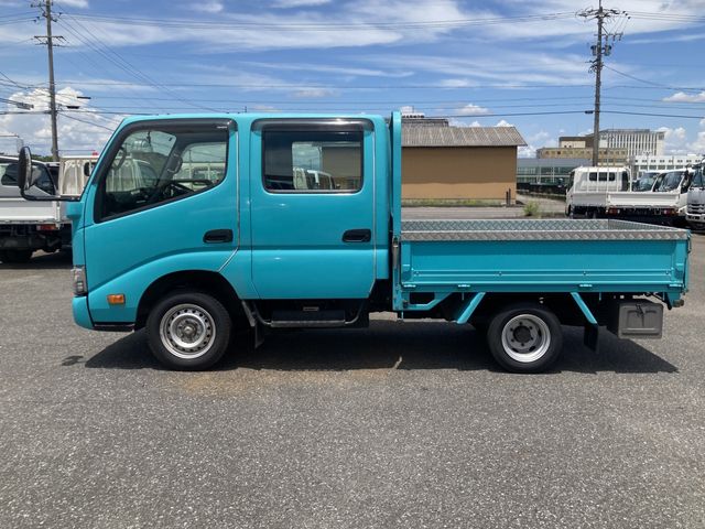 TOYOTA DYNA 2020
