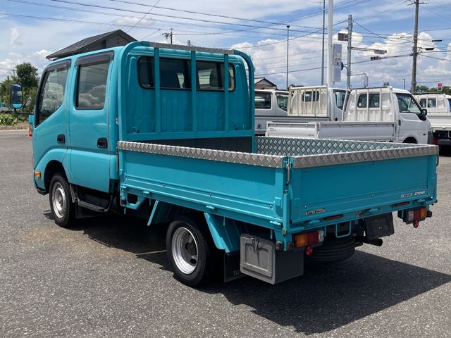 TOYOTA DYNA 2020