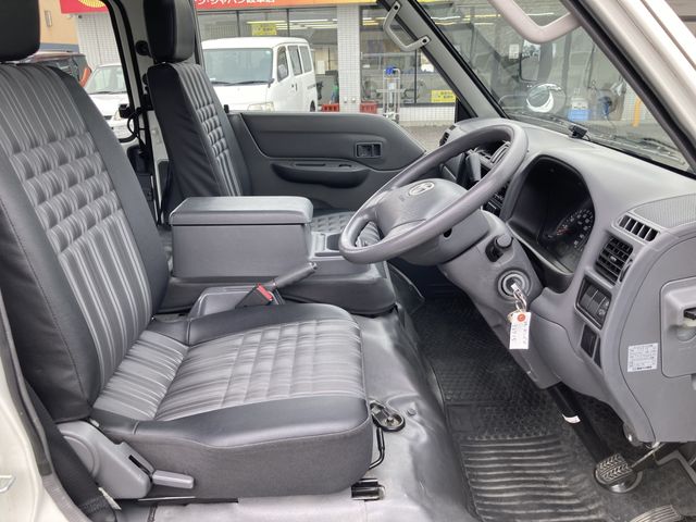 MAZDA BONGO van 1.15t 2WD 2017