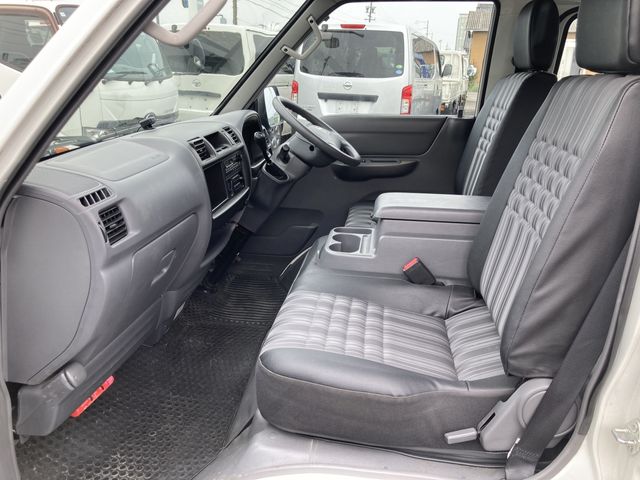 MAZDA BONGO van 1.15t 2WD 2017
