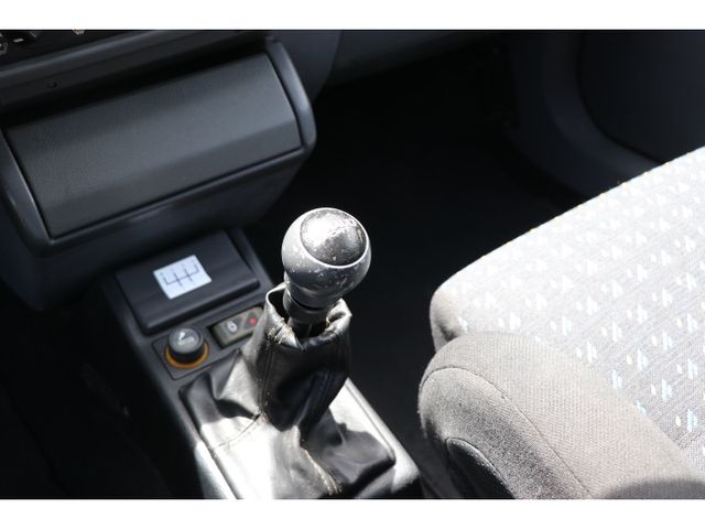 RENAULT RENAULT LUTECIA 1992