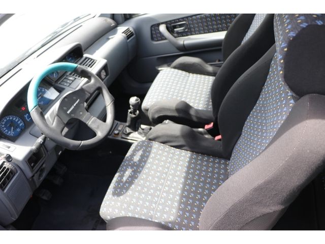 RENAULT RENAULT LUTECIA 1992