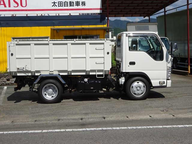 ISUZU ELF 2019
