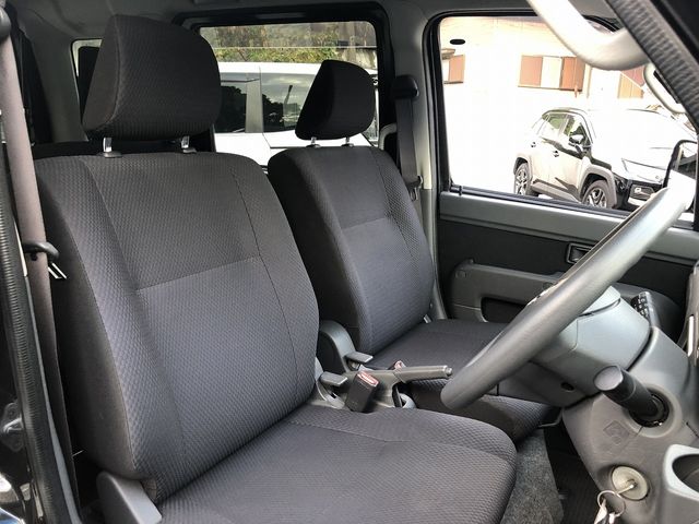 DAIHATSU HIJET CARGO 2015