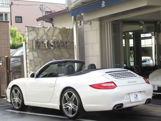 PORSCHE PORSCHE 911 open 2010