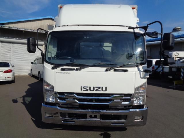 ISUZU FORWARD 2012