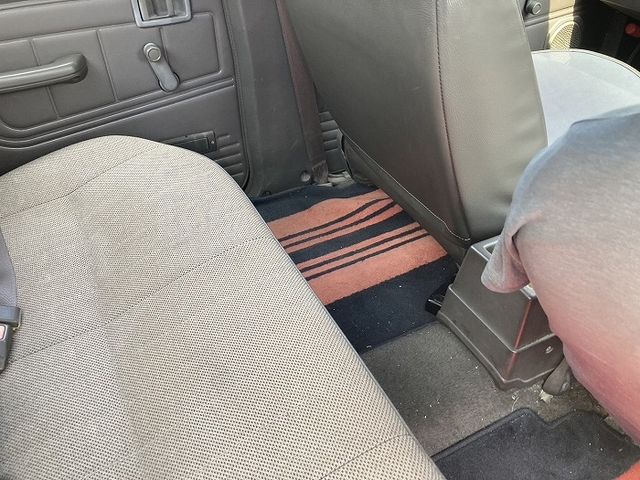 NISSAN DATSUN 4WD 1992