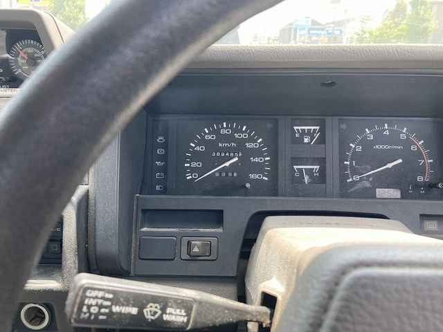 NISSAN DATSUN 4WD 1992