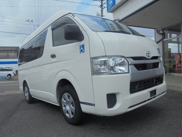 TOYOTA HIACE van 2WD 2020