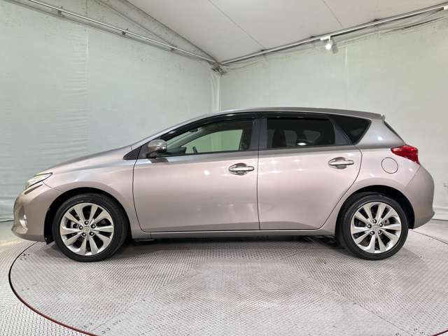 TOYOTA AURIS 2014