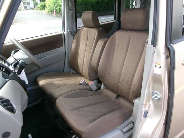 NISSAN ROOX 4WD 2010