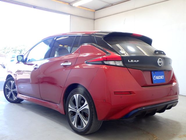 NISSAN LEAF 2018