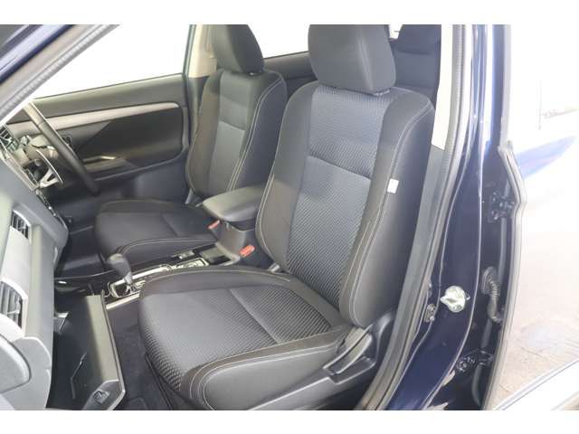 MITSUBISHI OUTLANDER 4WD 2017