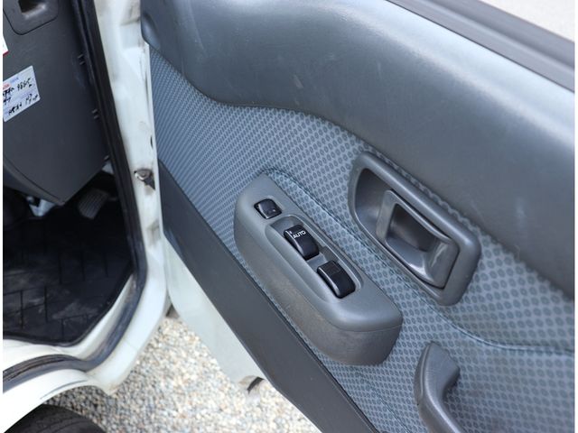 DAIHATSU HIJET truck 2011