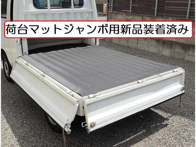 DAIHATSU HIJET truck 2011