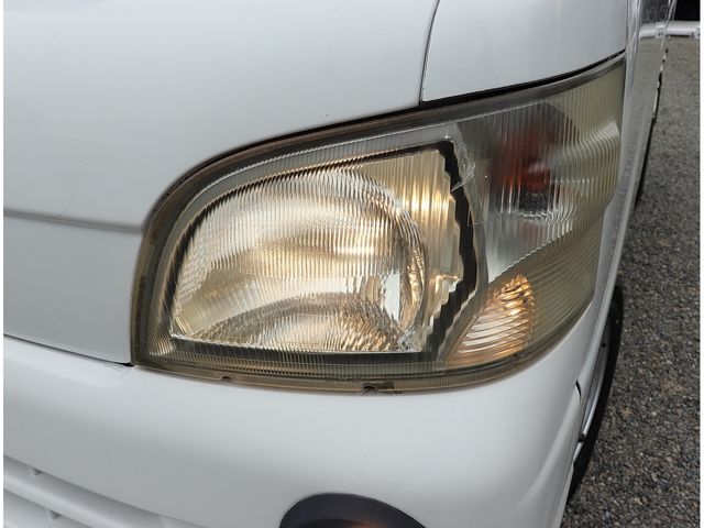 DAIHATSU HIJET truck 2011