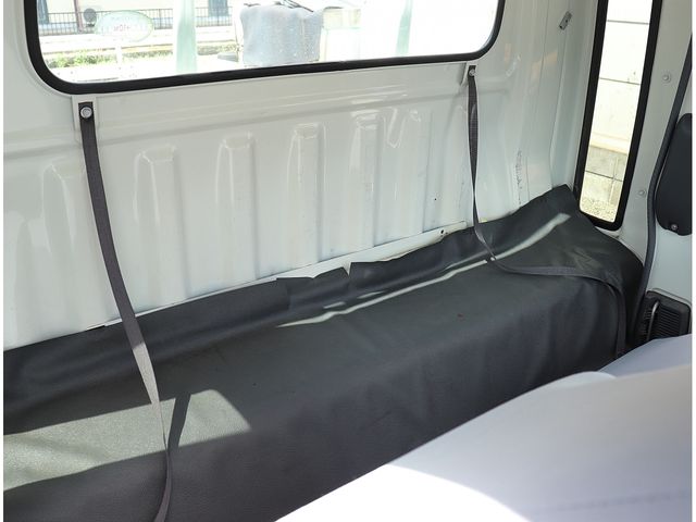 DAIHATSU HIJET truck 2011