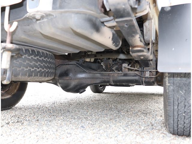 DAIHATSU HIJET truck 2011